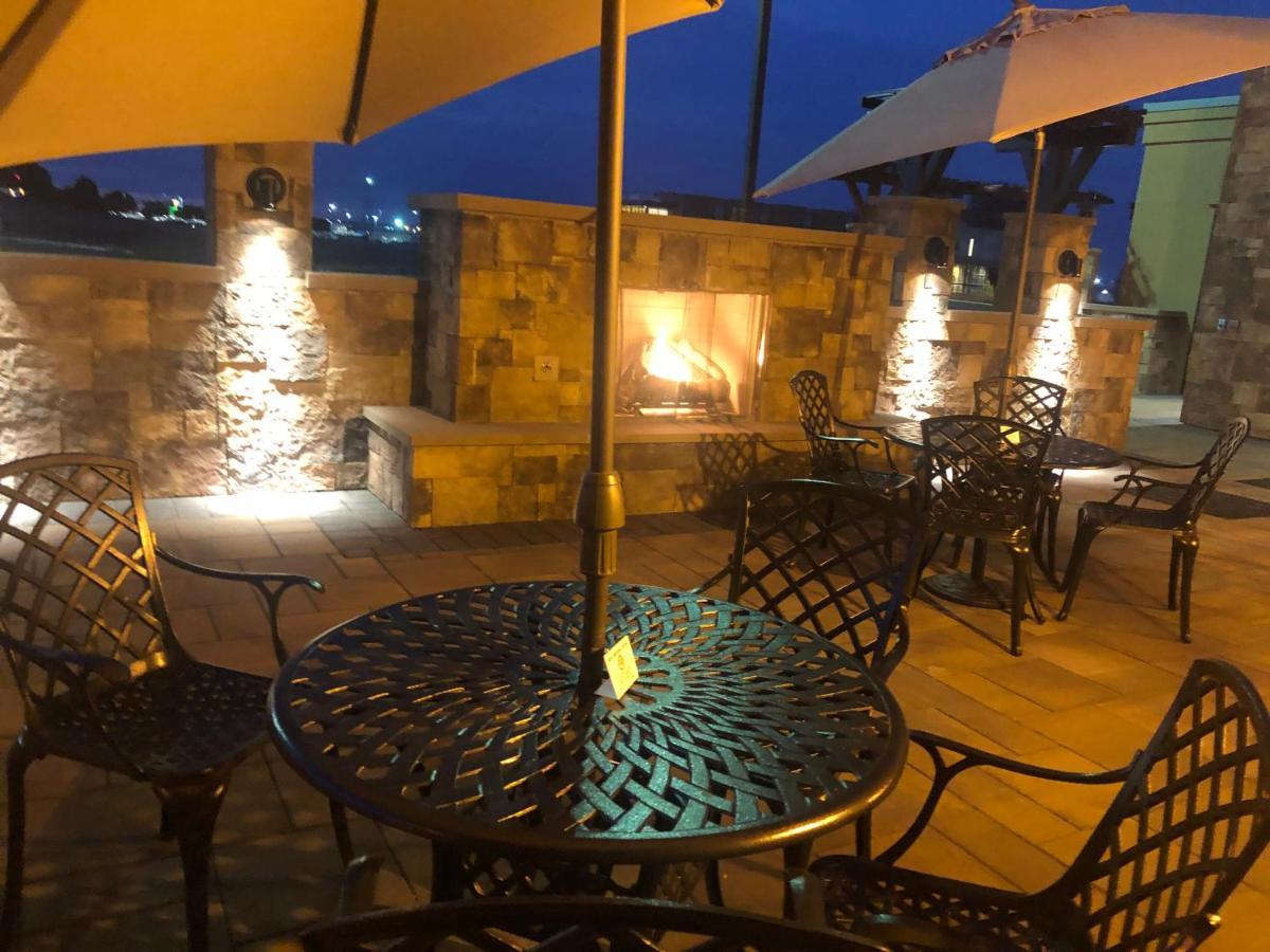 Best Western Premier Pasco Inn And Suites Extérieur photo